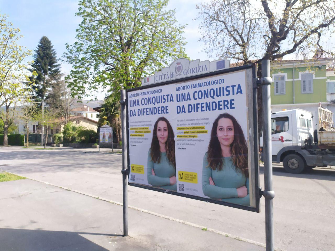 Immagine per La campagna pro-aborto arriva anche a Gorizia, i manifesti appesi in città 